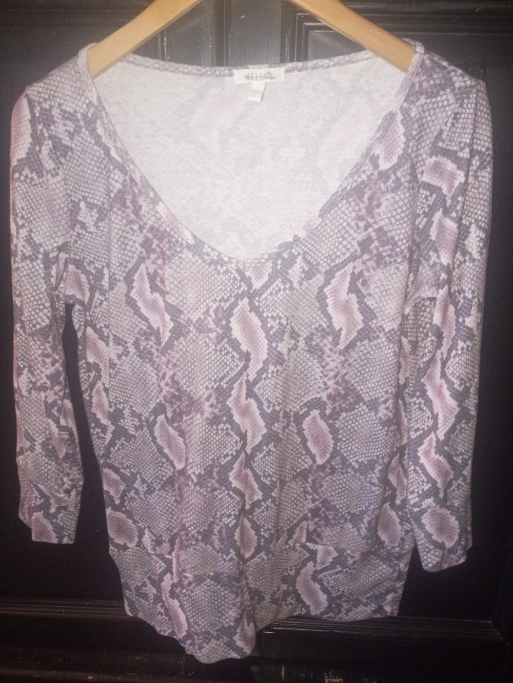 dELiA*s Jrs Pink and Gray Snake-Print Long Sleeve Top
